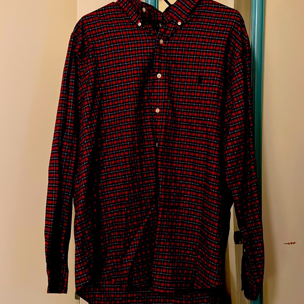 Size XL long sleeve Ralph Lauren button up collared shirt